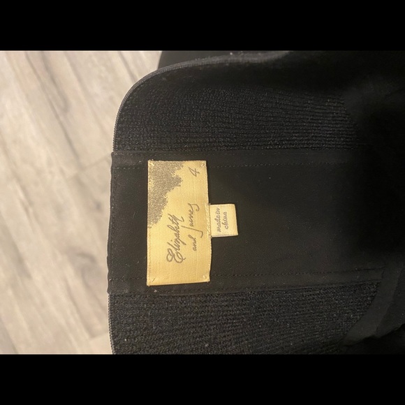 Elizabeth and James Skirt - Picture 2 of 5